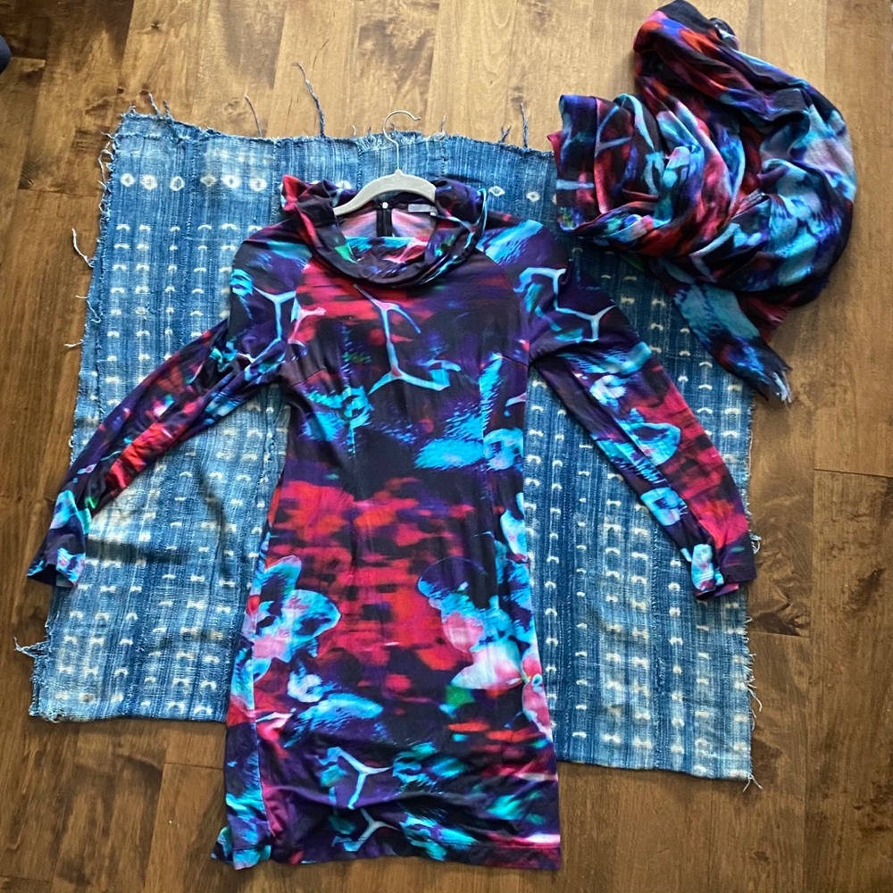 JUMA High Neck body con Digital Print Dress S